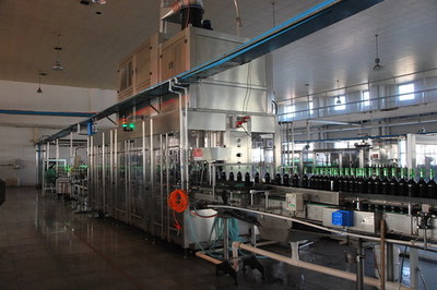 長城葡萄酒河北沙城產(chǎn)區(qū)擁有行業(yè)領先的自動化生產(chǎn)線_中國膜工業(yè)協(xié)會